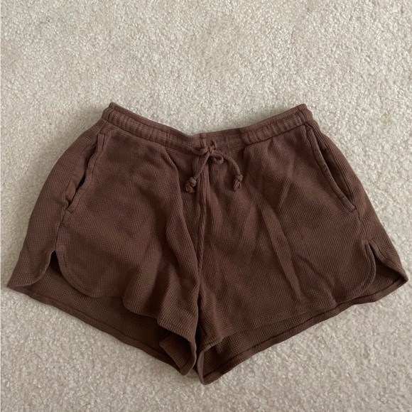 Brandy Melville Pants - pac sun john galt shorts